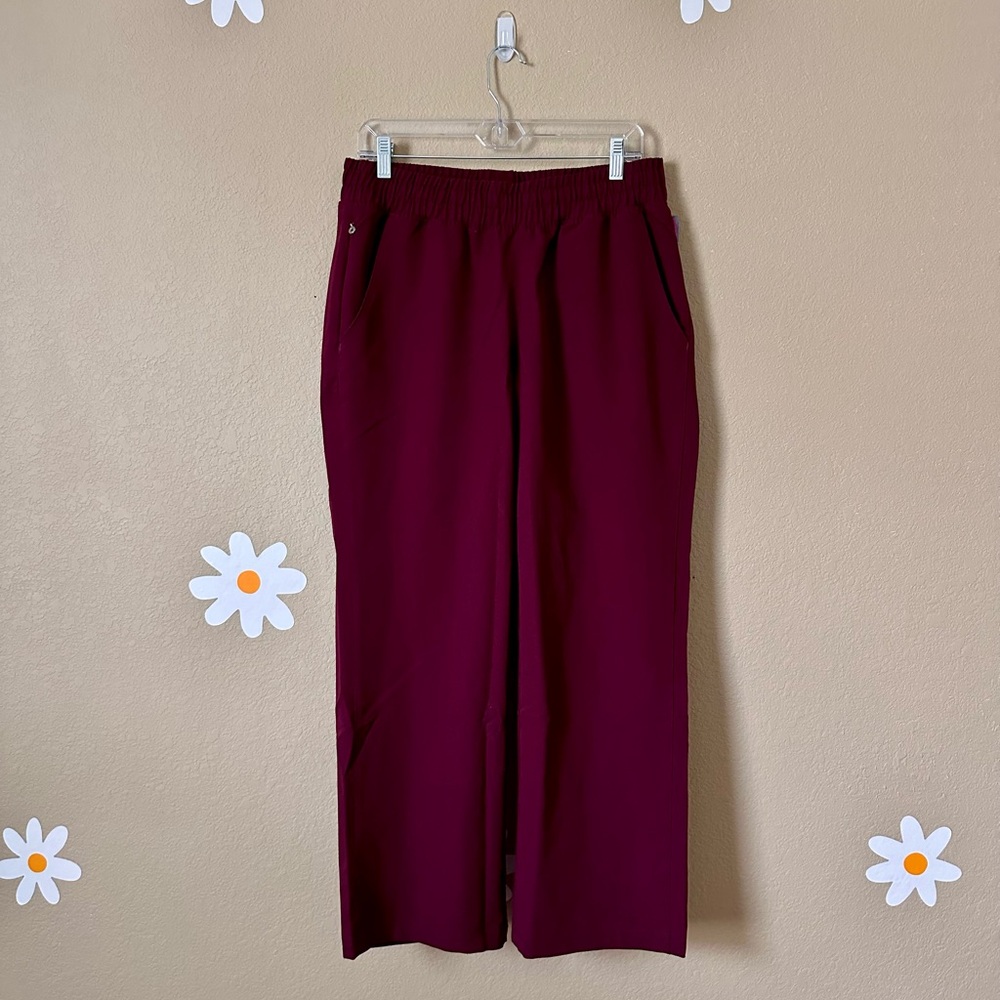 MOVEMENT by Butter-Soft Mira Women's 6-Pocket Wide Leg Scrub Pants Size MP Wine‎